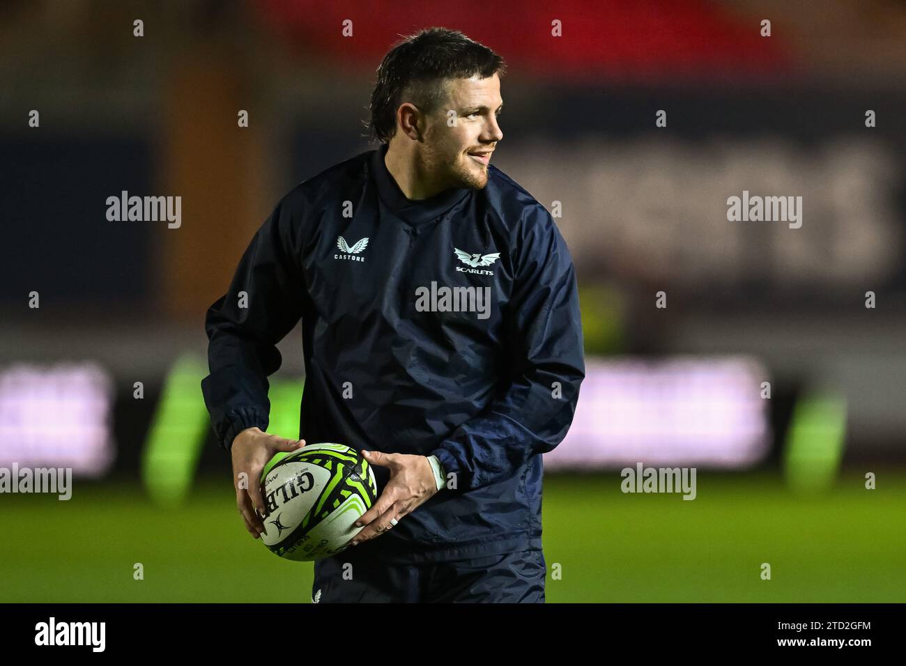 Scarlets wing Steff Evans cleared to play in PRO12 final after red