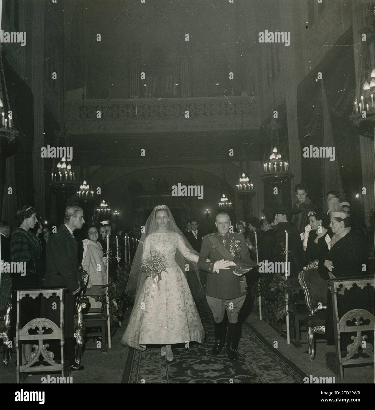 Madrid, 12/01/1957. Wedding of María Sonsoles de Díez de Rivera y de Icaza, daughter of the Madrid, 12/01/1957. Wedding of María Sonsoles de Díez de Rivera y de Icaza, daughter of the