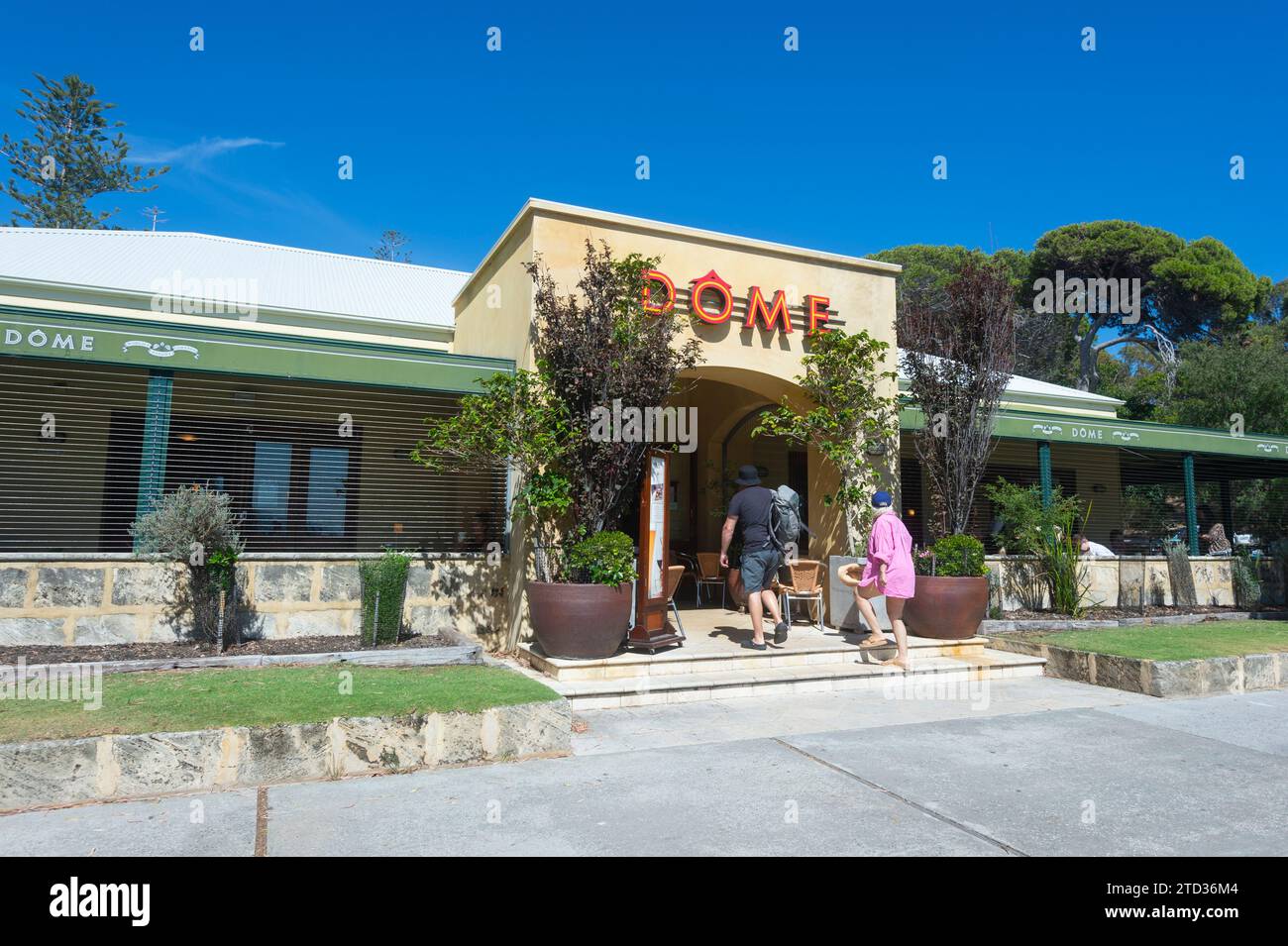 Tourists entering the popular Dôme restaurant on Rottnest Island or Wadjemup, Western Australia, Australia Stock Photo