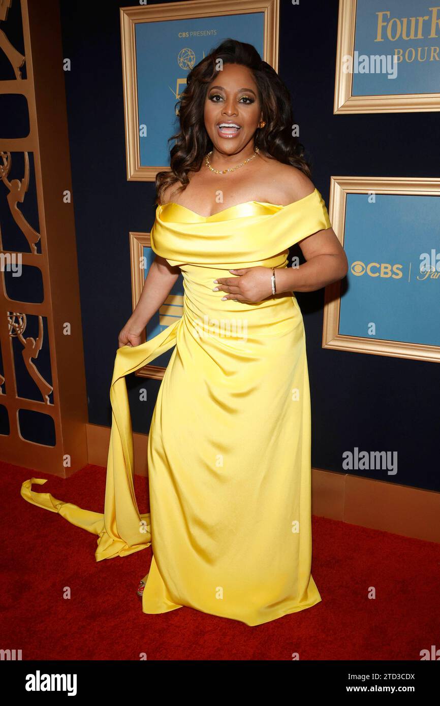 LOS ANGELES, CA DECEMBER 15 Sherri Shepherd at the 50th Annual