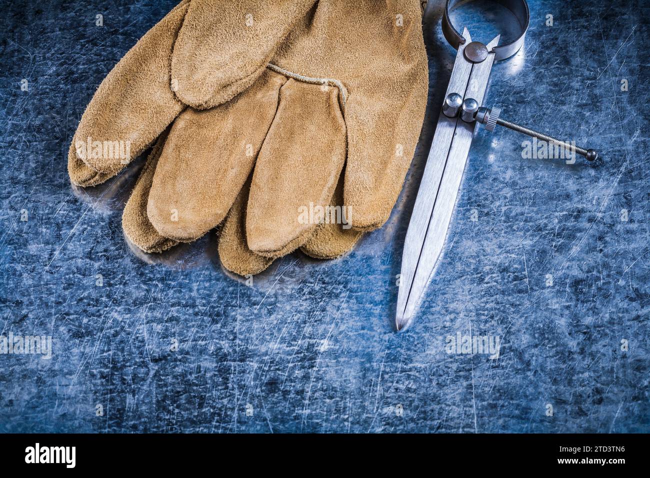 Construction divider hi-res stock photography and images - Alamy