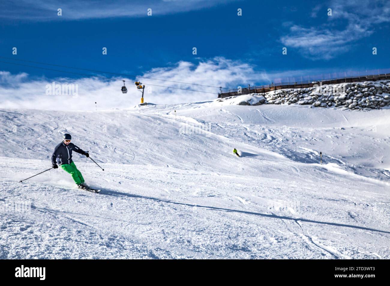 Schwarze Schneid ski run, Rettenbachferner, glacier ski area, Soelden, Oetztal, Tyrol Stock Photo