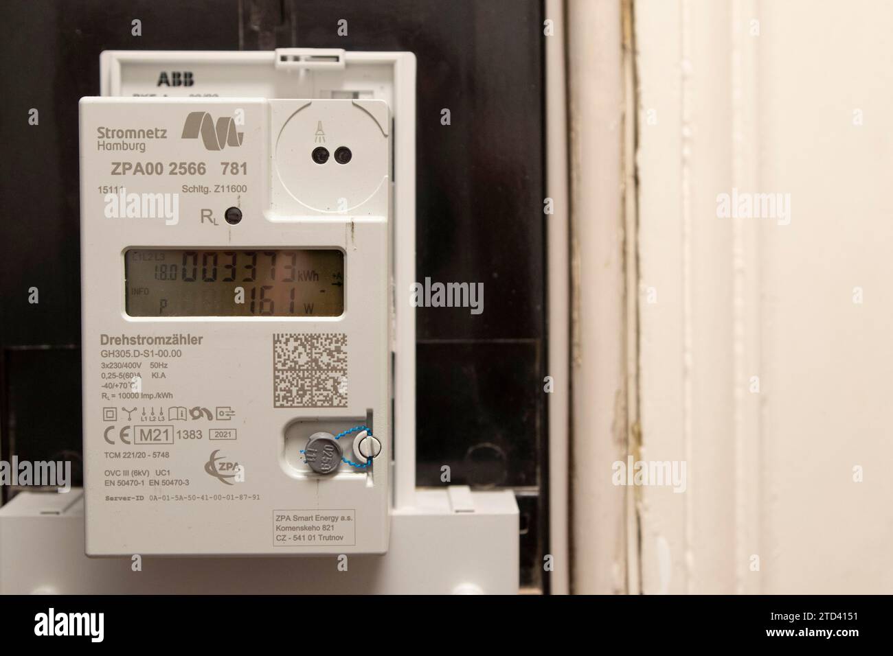 Linky Electricity meter  Compteurs electrique Linky - compteur intelligent  Stock Photo - Alamy