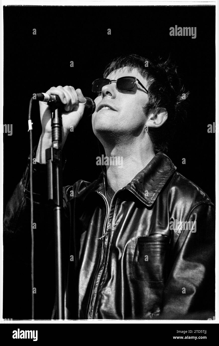 IAN McCULLOCH, ECHO & THE BUNNYMEN, 1998 Ian McCulloch of legendary