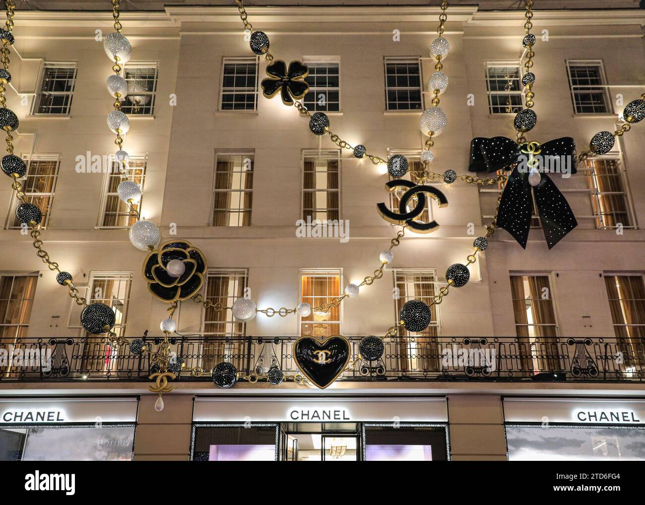Chanel london hi res stock photography and images Page 3 Alamy