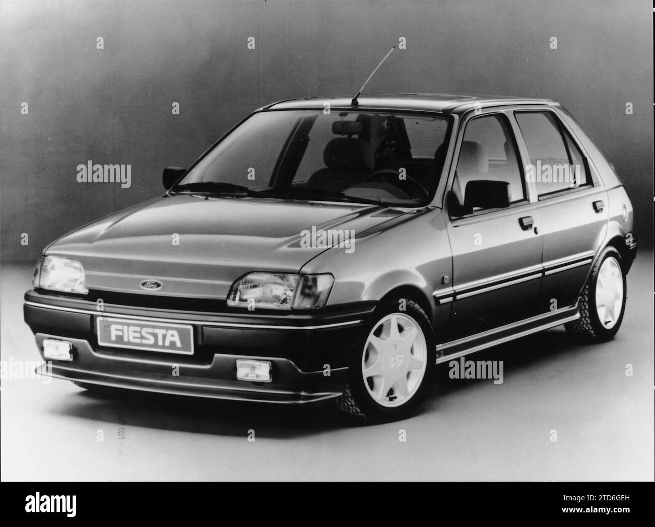 1989 ford fiesta Black and White Stock Photos & Images - Alamy