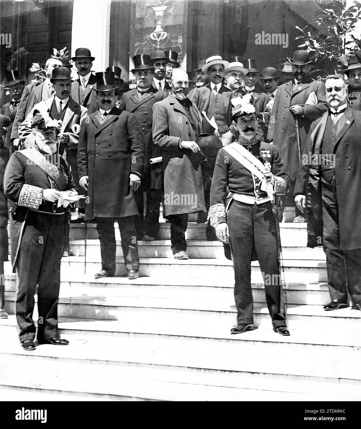 04/30/1911. The Agricultural Congress. The Minister of Public Works, Mr. Moret and the Director of Commerce Leaving the opening ceremony of the agricultural exhibition with the Minister, President Conde de Romanones. Credit: Album / Archivo ABC / Rivero Stock Photo