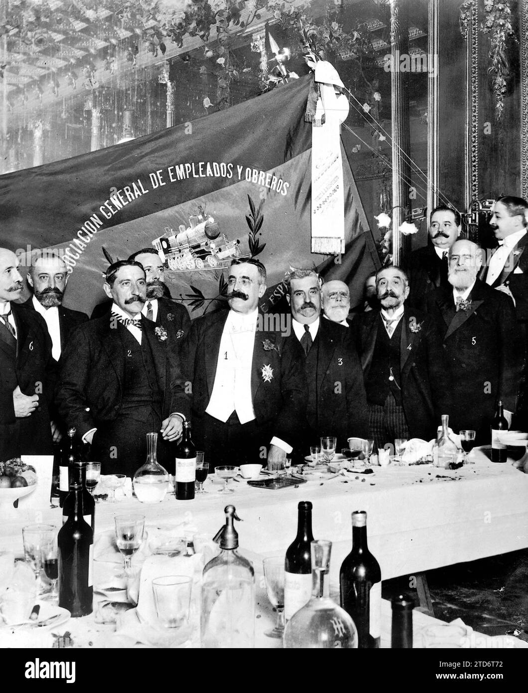 01/28/1911. The Railway Banquet. - the Presidency: 1, Mr. Canalejas: 2, the Minister of Public Works, Mr. Gasset: 3, Mr. Eduardo González, president of the Association of Employees and Workers of the Spanish Railways: 4, the Minister of the Interior , Mr. Alonso Castrillo: 5 . The former minister Mr. Alberto Aguilera, and 6. The former minister Mr. Ángel Urzaiz. Credit: Album / Archivo ABC / Rivero Stock Photo