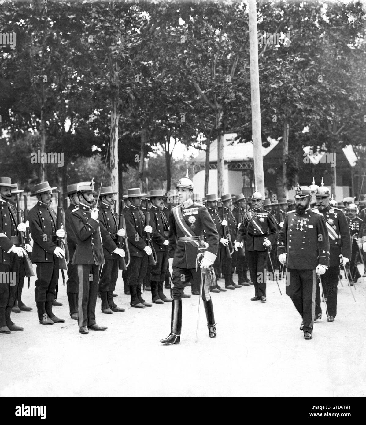 06/08/1910. The centenary of the general staff corps in Madrid. His