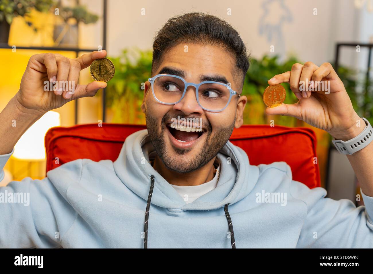 Arabian indian man programmer hi-res stock photography and images - Alamy