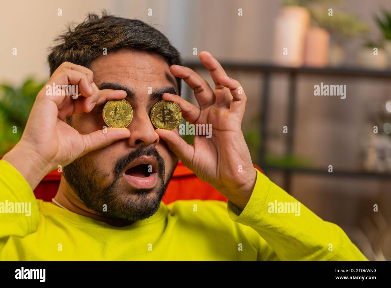 Arabian indian man programmer hi-res stock photography and images - Alamy
