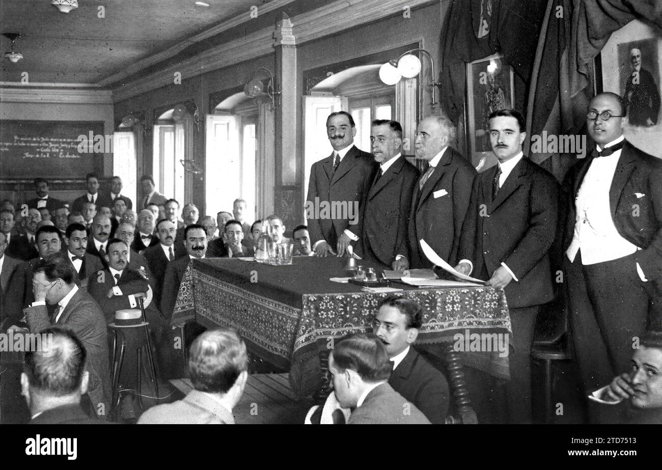 06/17/1918. In the Maurist center of Madrid. Inaugural session of the assembly of Maurist Entities, Verified yesterday afternoon under the presidency of Mr. Antonio Goicoechea (X). Credit: Album / Archivo ABC / José Zegri Stock Photo
