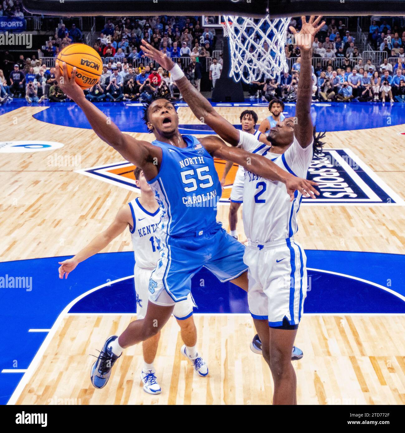 Cbs sports classic hi-res stock photography and images - Alamy