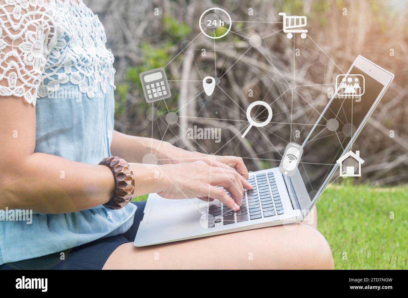 Digital home icon hi-res stock photography and images - Alamy