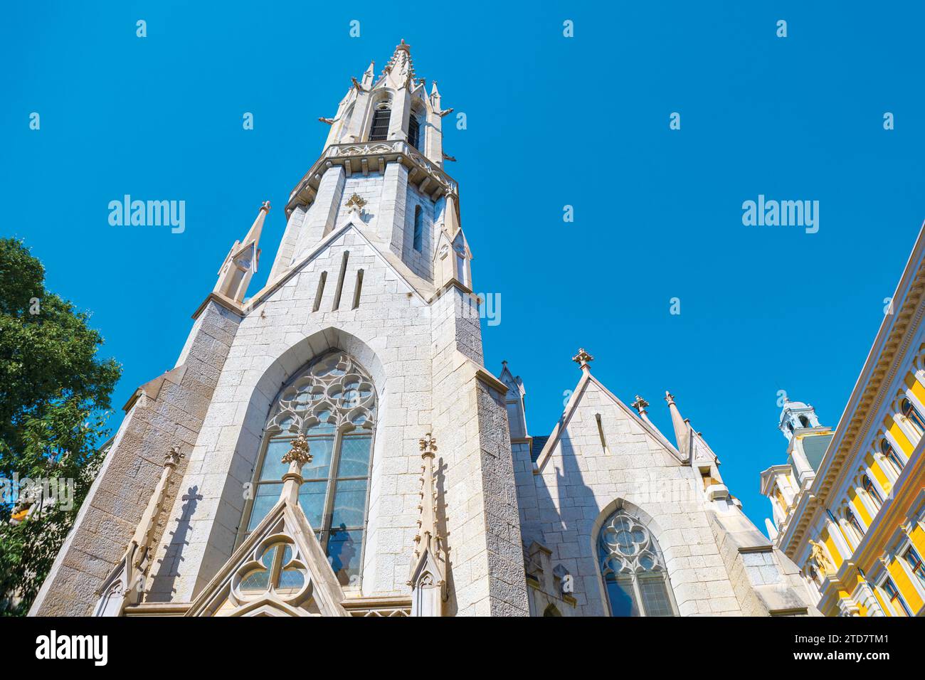 Rustic Basilicas Basilica made by white stone in Gothic style Stock Photo - Alamy