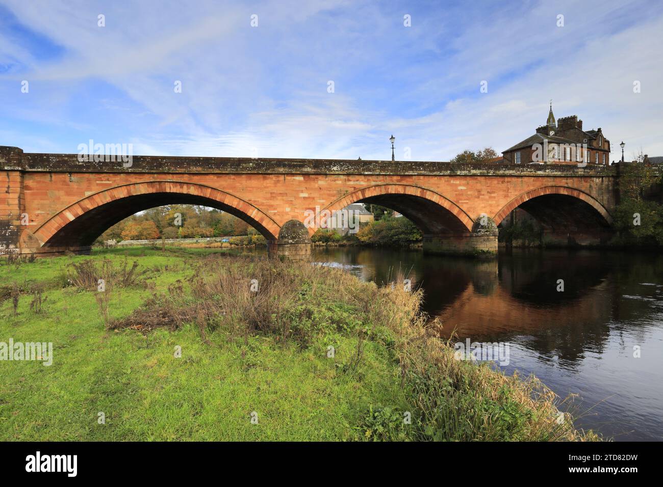 The river Annan, road bridge and town hall, Annan town, Dumfries and Galloway, Scotland, UK Stock Photo