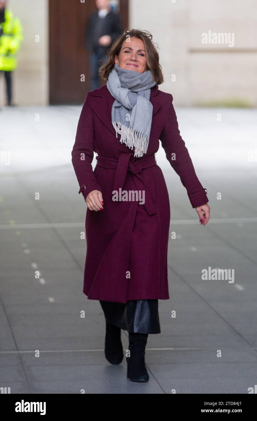 London, England, UK. 17th Dec, 2023. SUSANNA REID is seen outside BBC as she appears on Sunday With Laura Kuenssberg show. (Credit Image: © Tayfun Salci/ZUMA Press Wire) EDITORIAL USAGE ONLY! Not for Commercial USAGE! Credit: ZUMA Press, Inc./Alamy Live News Stock Photo