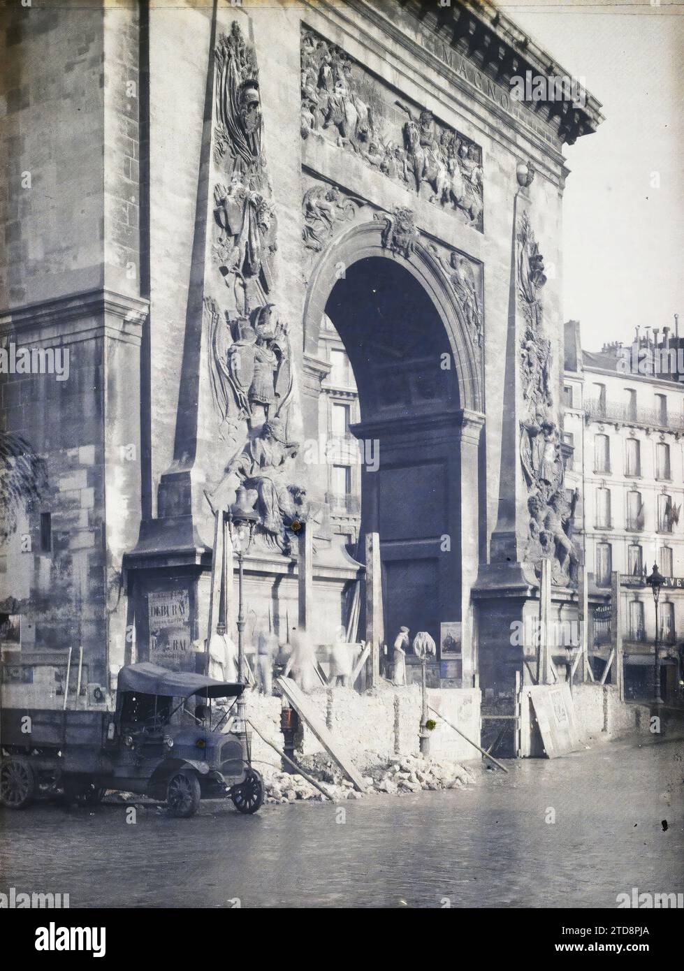 Jigsaw Puzzle of Porte Saint-Denis, Triumphal arch, Paris, France
