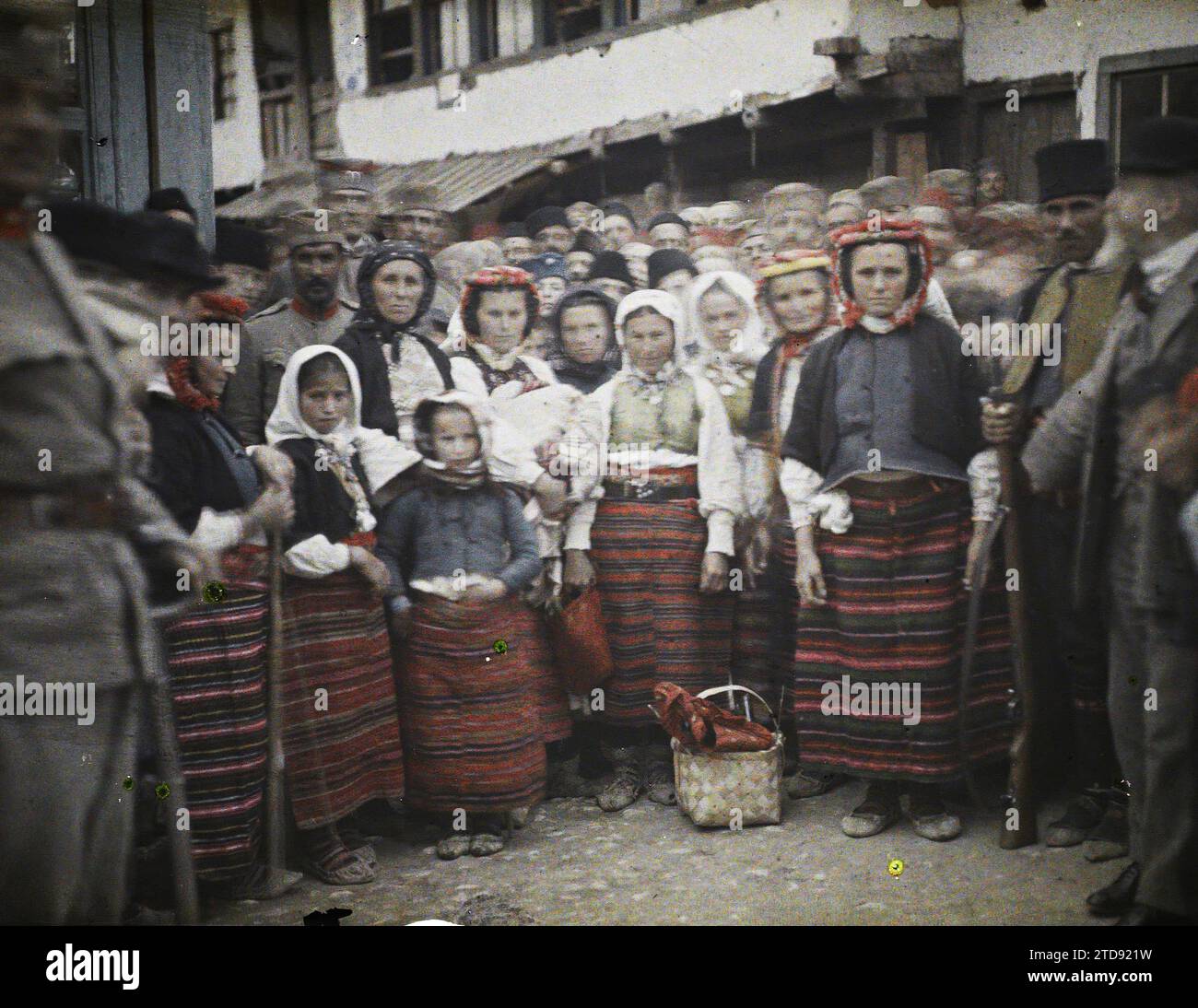 Pristina, Kosovo, Serbia Group of Peasant Women, Human Beings, Clothing, International Relations, HD, Society, Woman, Military Uniform, Costume, Foreign Presence, Crowd, exists in high definition, Group Portrait, Peasant, Army, Serbia, Pristina, Group of peasant women from Kosovo, Pristina, 04/05/1913 - 04/05/1913, Léon, Auguste, photographer, 1913 - Balkans - Léon Busy and Auguste Léon - (23 April - 9 June), Autochrome, photo, Glass, Autochrome, photo, Positive, Horizontal, Size 9 x 12 cm Stock Photo