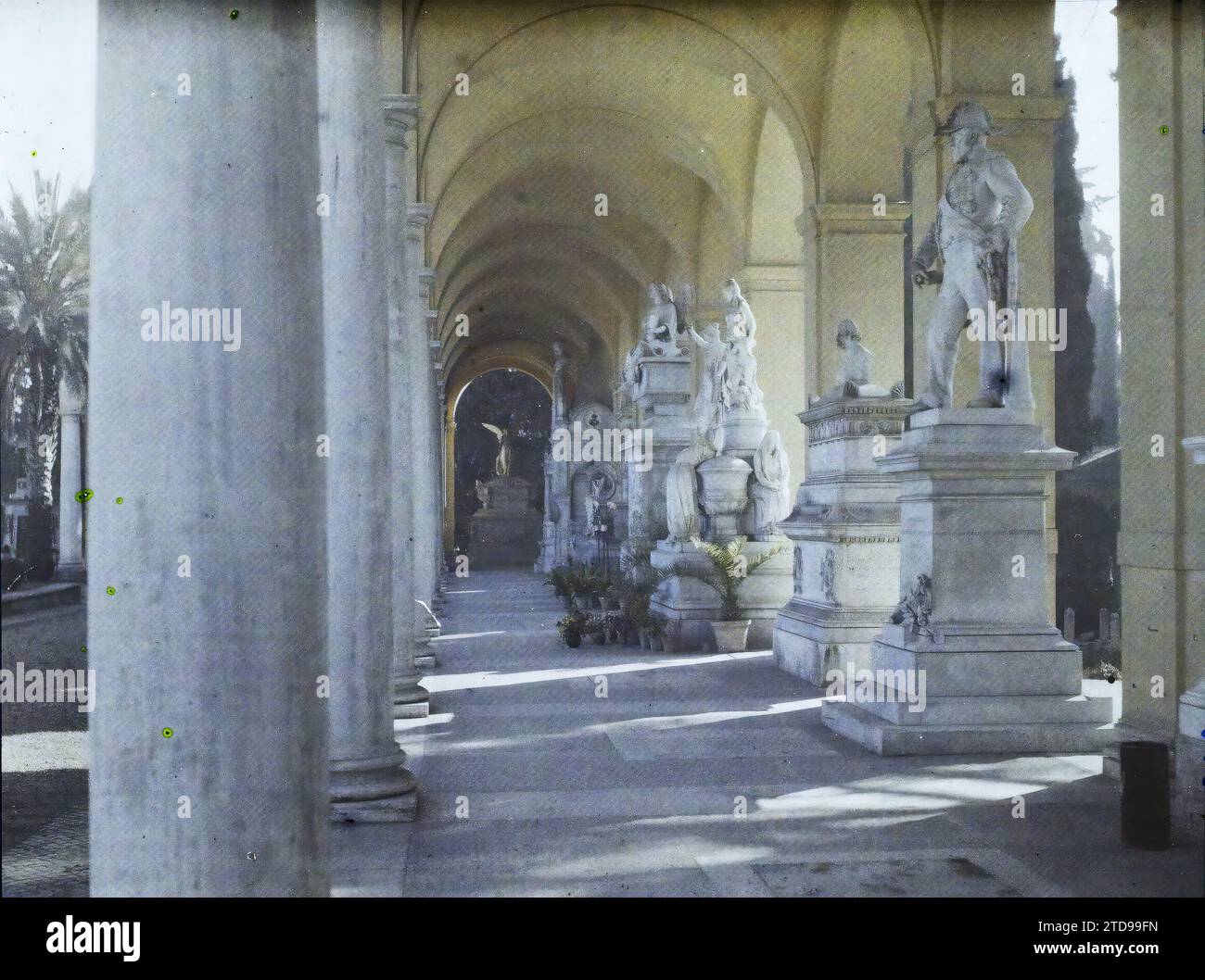 Verano cemetery hi-res stock photography and images - Alamy