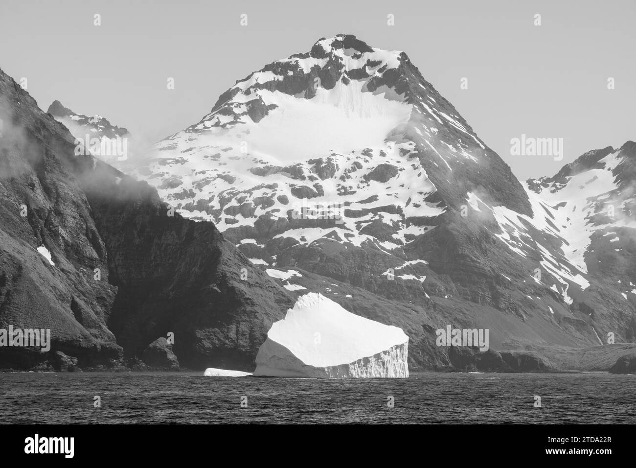 Iceberg near coast Black and White Stock Photos & Images Alamy