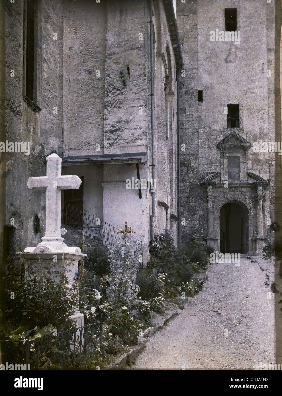 Visp Images Visp, Switzerland Saint-Martin church and the Visp cemetery, Religion ...