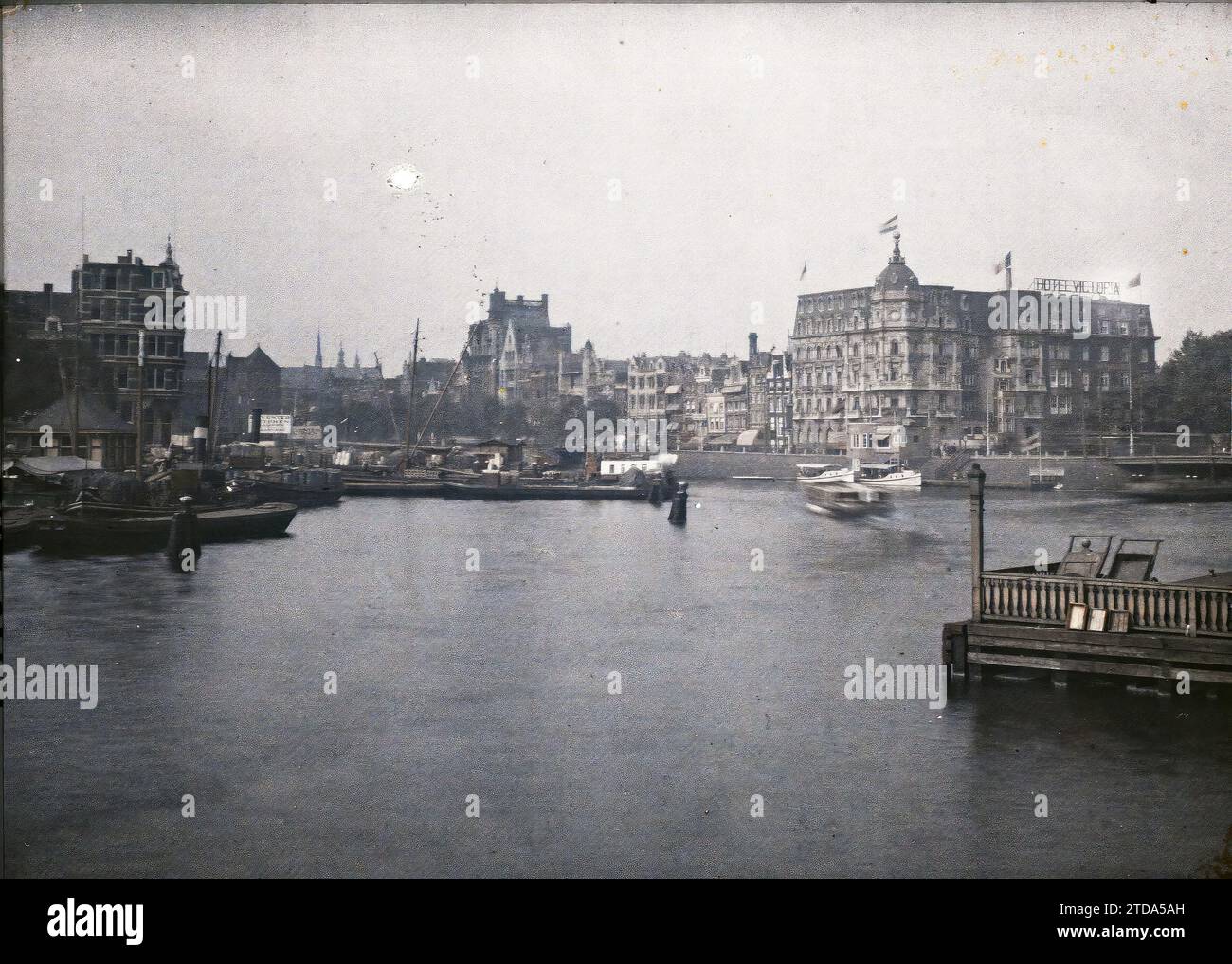 Canal civil engineering boat hydrography port maritime transport hi-res ...