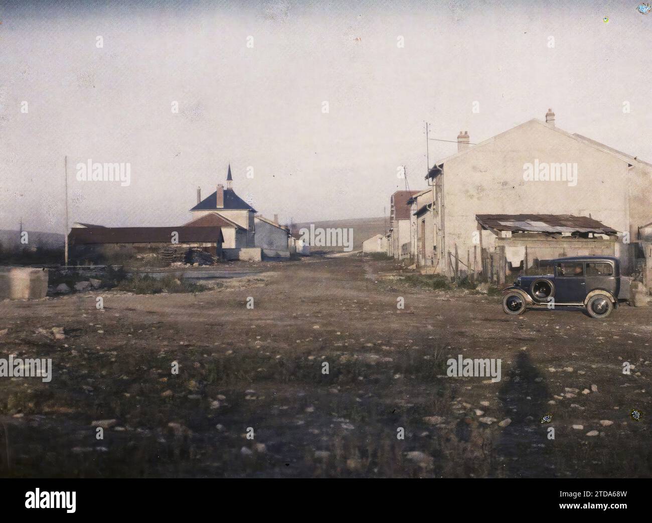 Vacherauville, France, Transport, Habitat, Architecture, First World