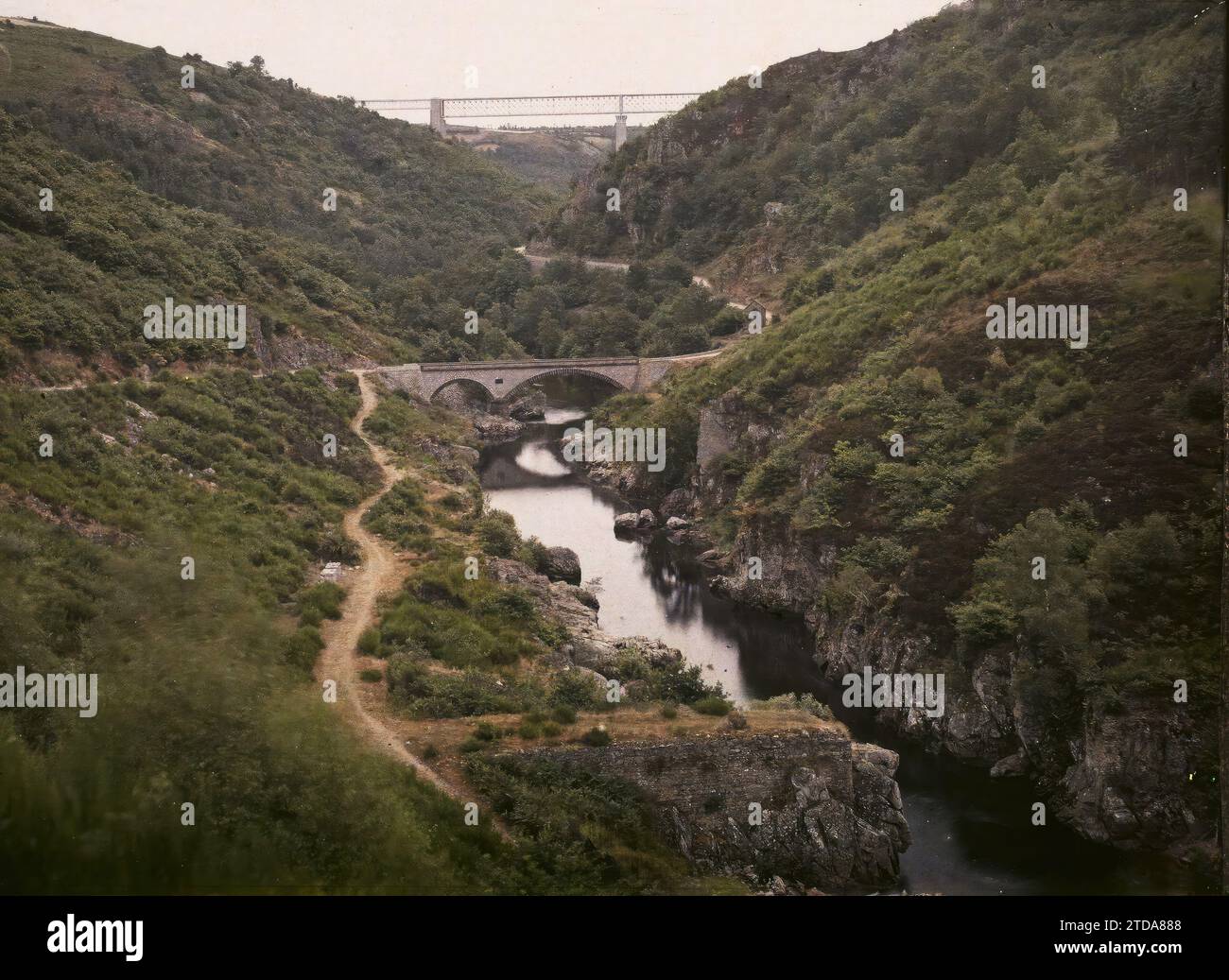 Puy de D me France Nature Environment Habitat Architecture puy-de-d-me-france-nature-environment-habitat-architecture