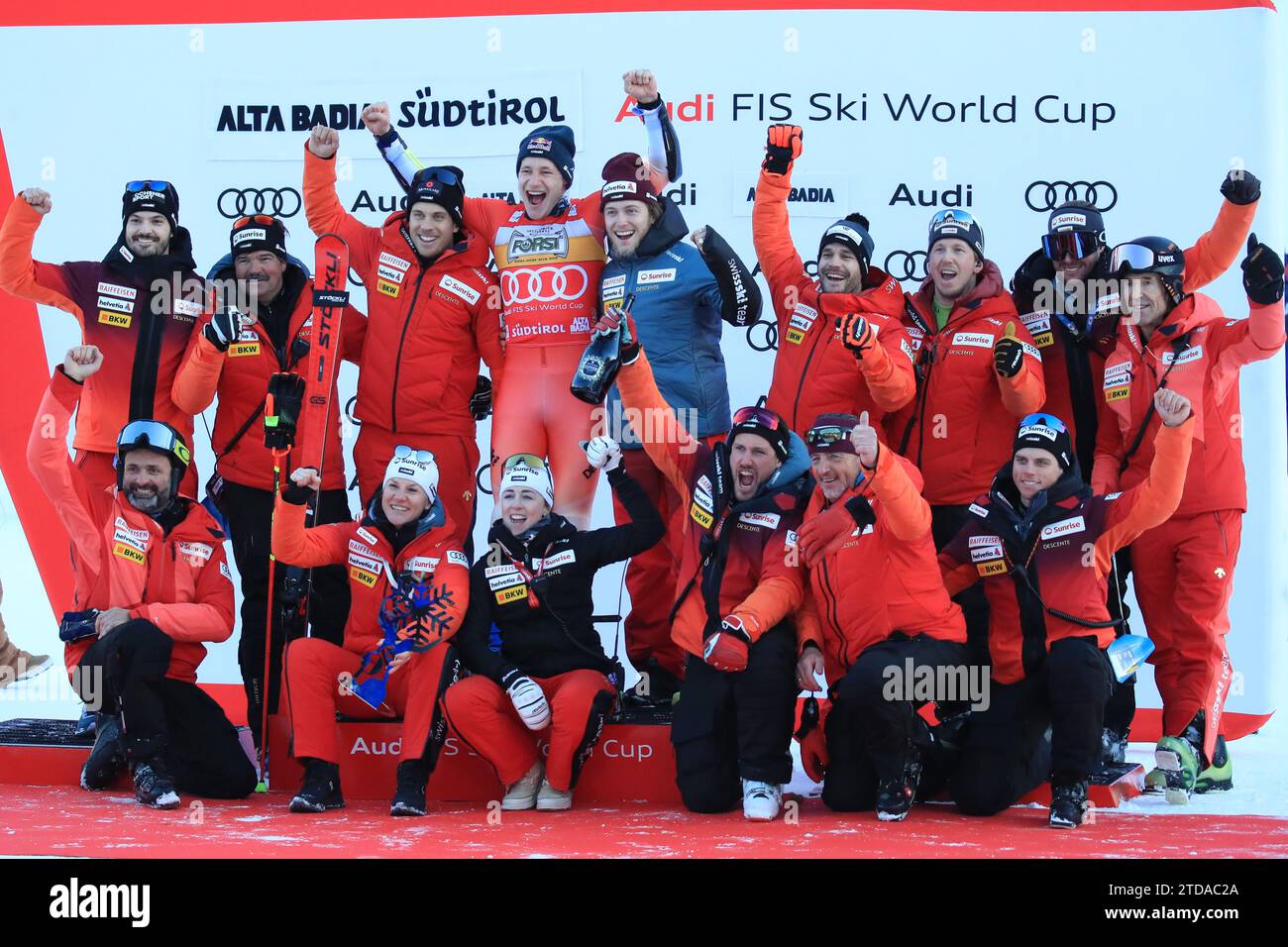 Alta Badia, South Tyrol, Italy. 17th Dec, 2023. Audi FIS Ski World Cup, Giant Slalom 2023 Day 1