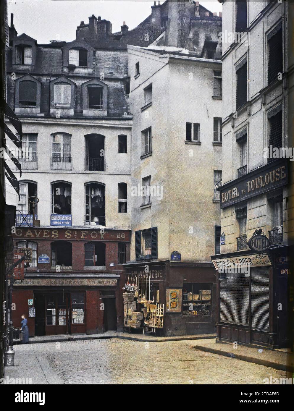 Rue ste foy hi-res stock photography and images - Alamy