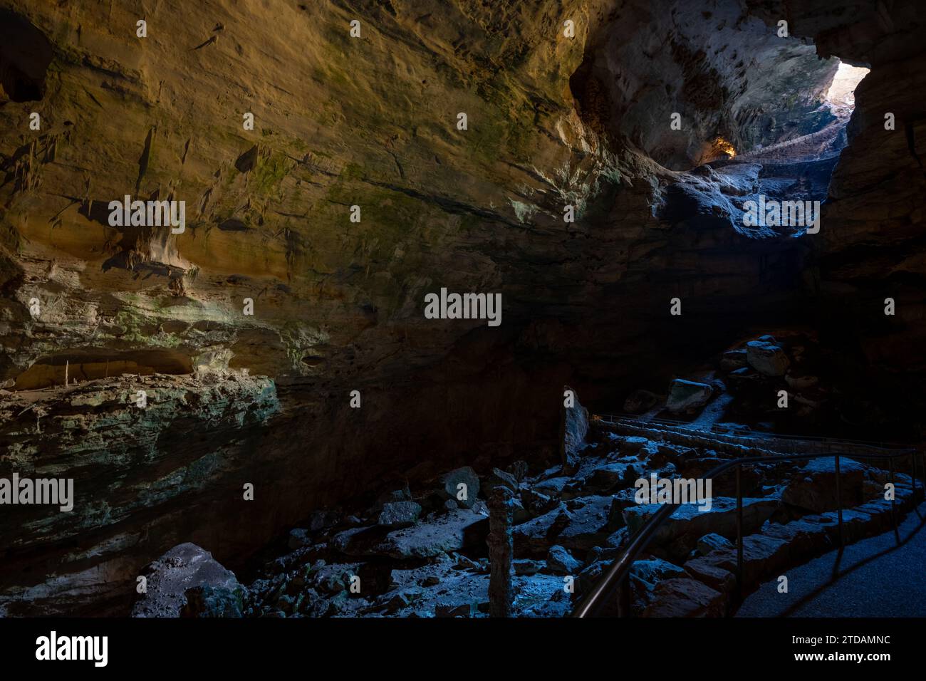 Natural underground cathedral hires stock photography and images Alamy