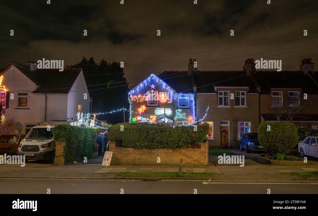 Lower Morden, Surrey, London, UK. 17th Dec, 2023. Many residents of