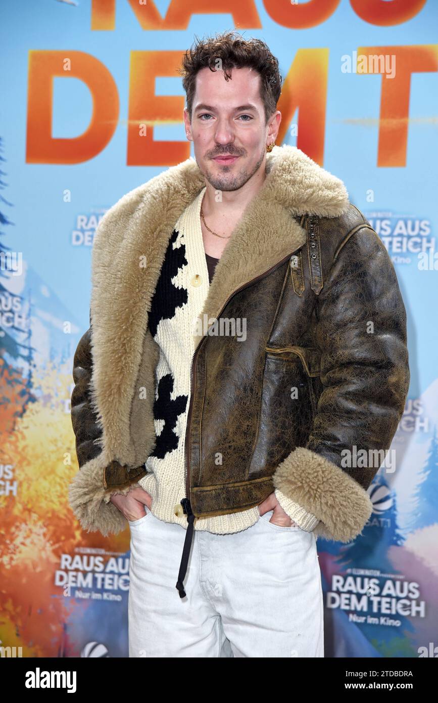 Nico Stank bei der Deutschlandpremiere von RAUS AUS DEM TEICH im Zoo