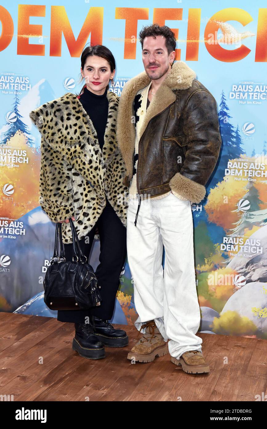 Romina Küper, Nico Stank bei der Deutschlandpremiere von RAUS AUS DEM