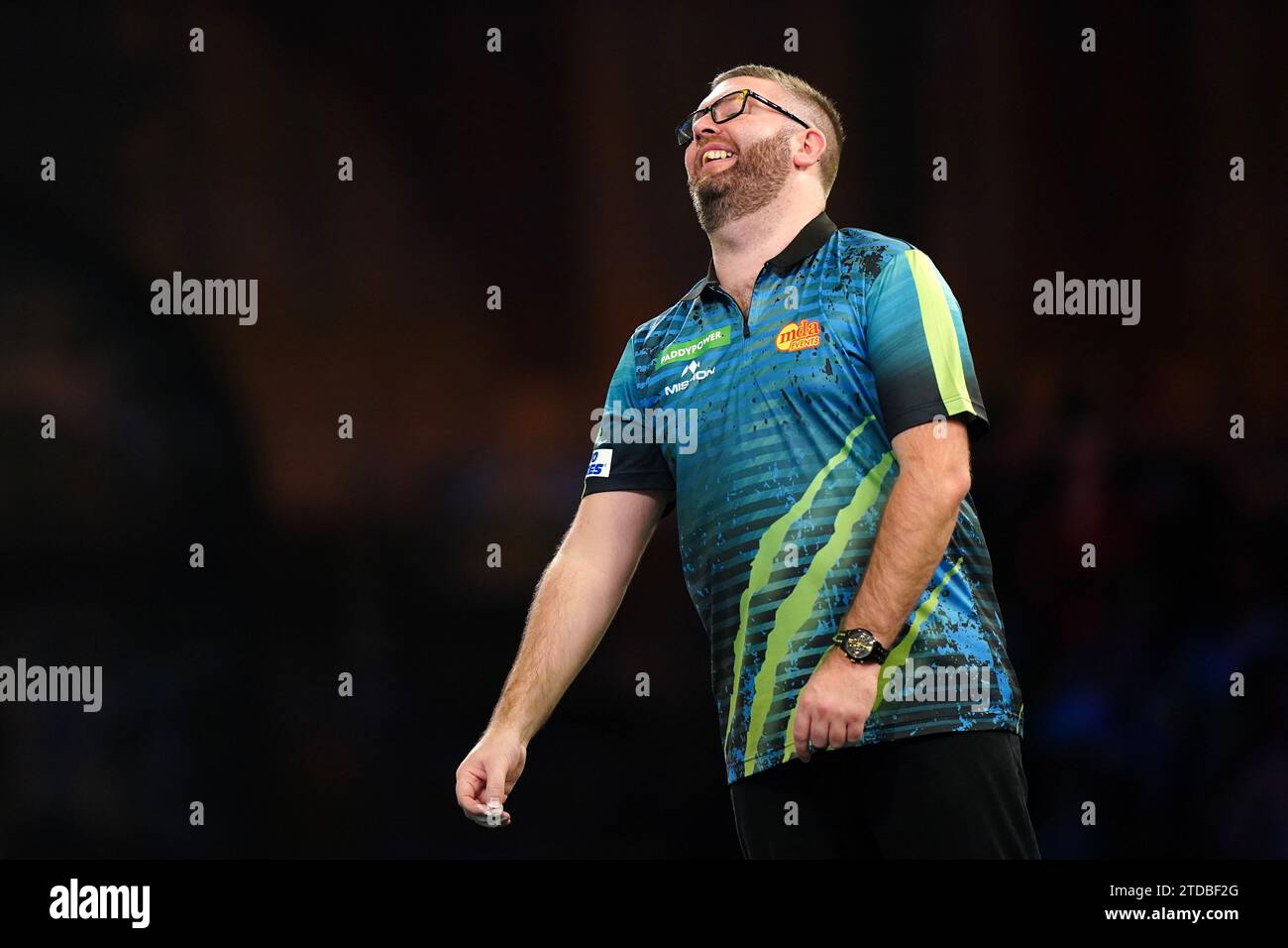 Lee Evans reacts during his match against Luke Humphries (not pictured