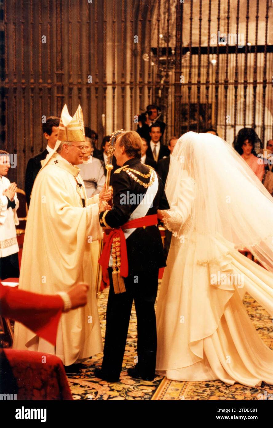 03 17 1995 Wedding Of Infanta Elena And Jaime De Marichalar In The 03-17-1995-wedding-of-infanta-elena-and-jaime-de-marichalar-in-the