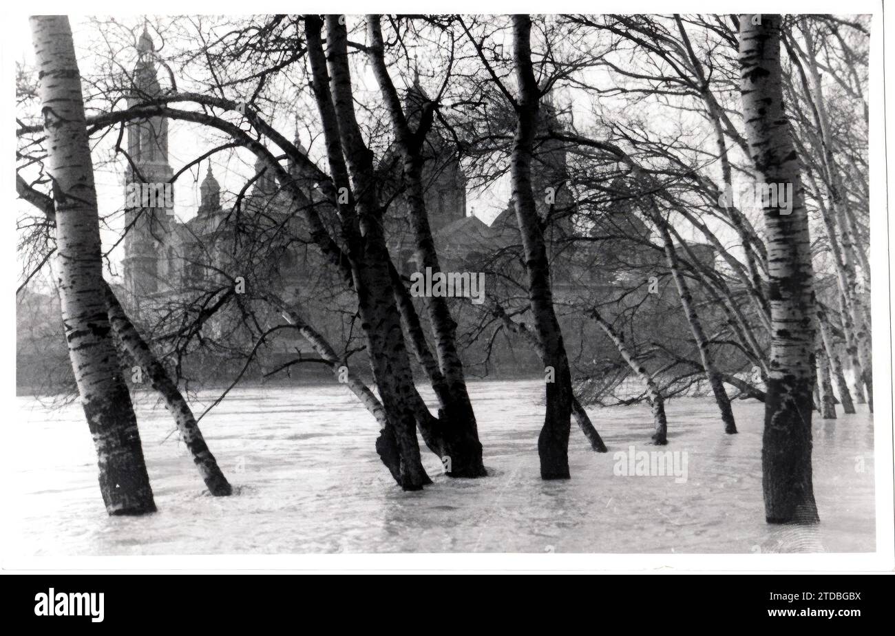 12/31/1947. Ebro Flood - Approximate date. Credit: Album / Archivo ABC / Miguel Marín Chivite Stock Photo