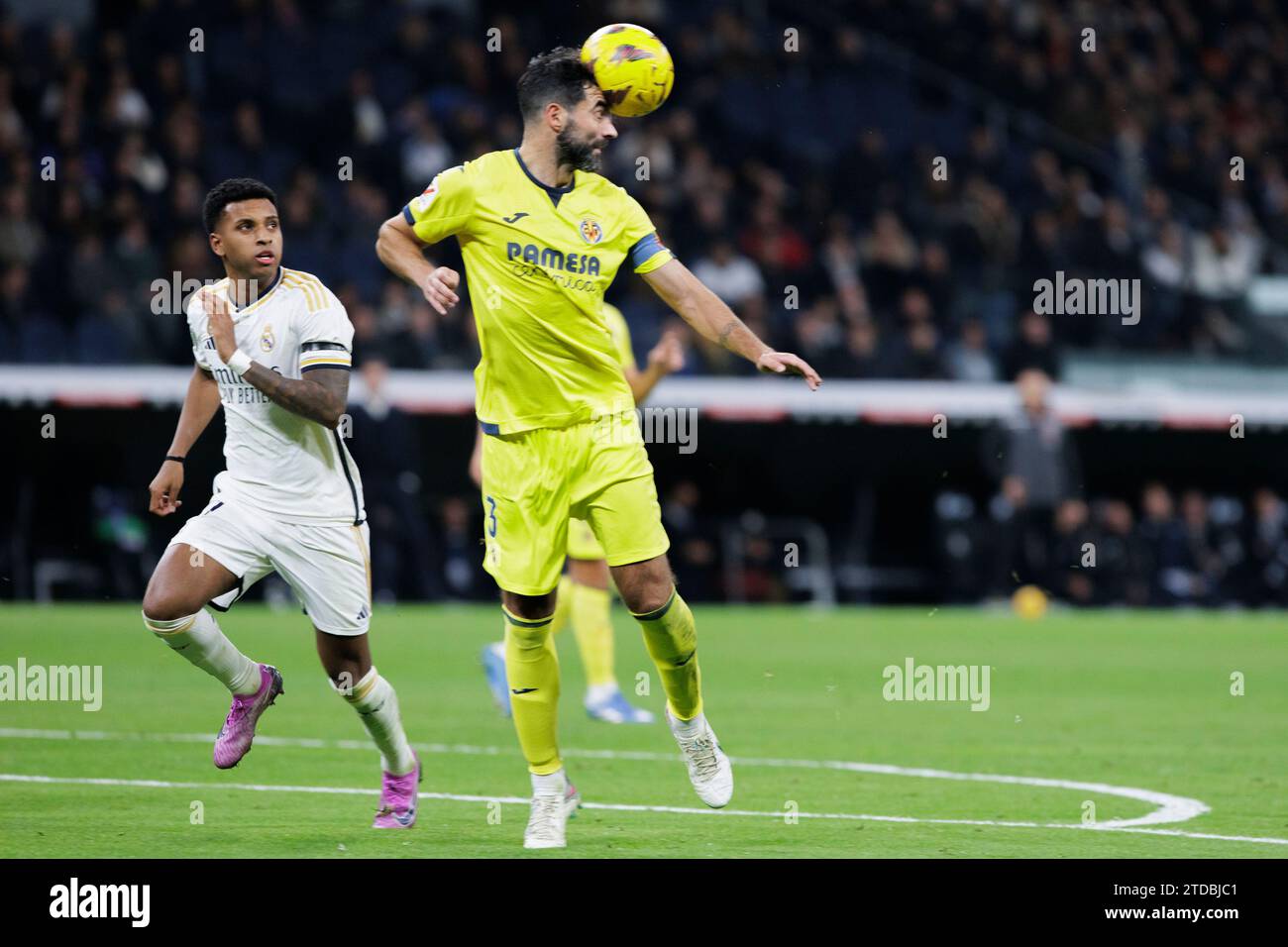 MADRID, SPAIN - DECEMBER 17: Raul Albiol of Villarreal during the La ...