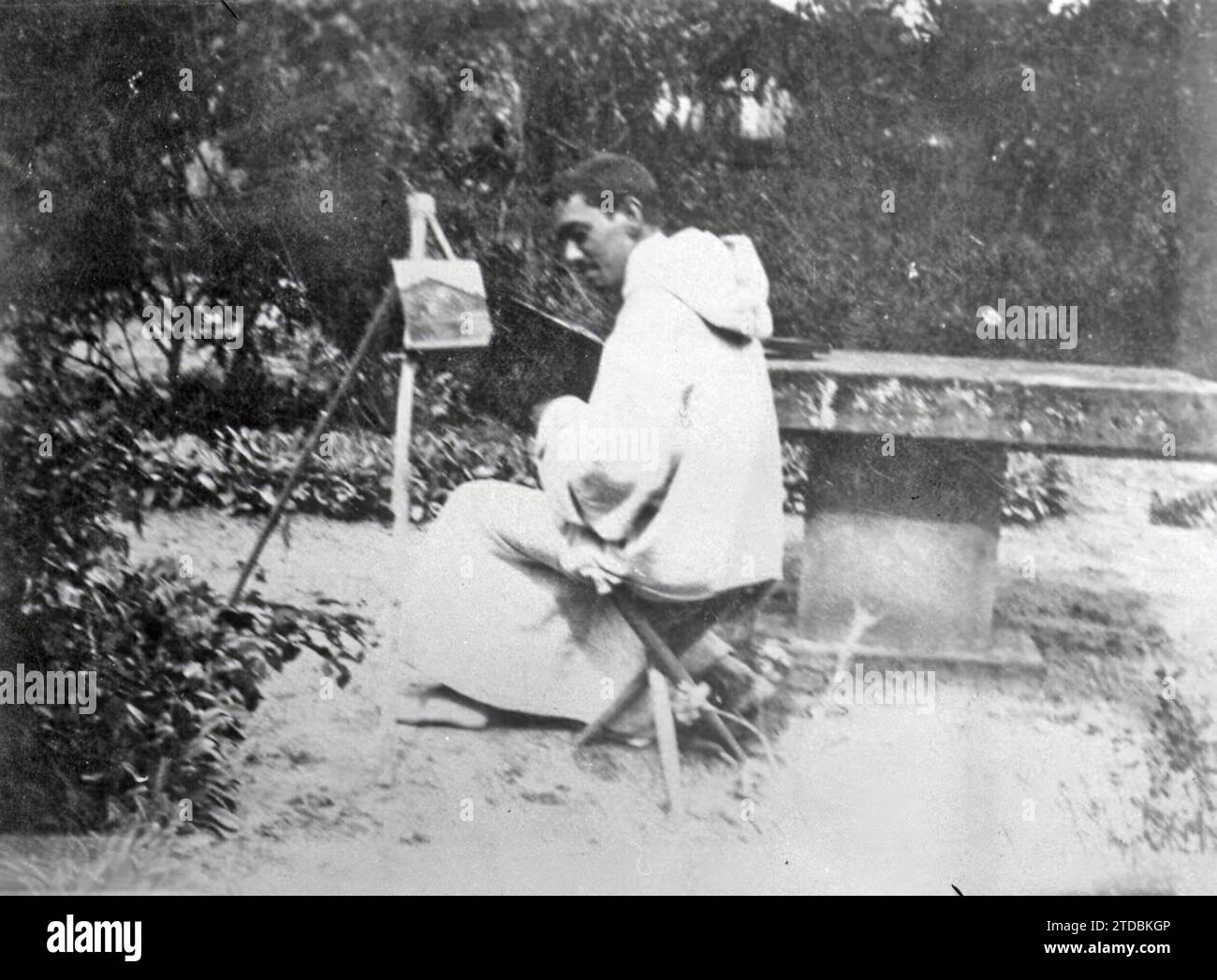 12/31/1900. The writer Ramón Pérez de Ayala painting a canvas. Credit: Album / Archivo ABC / Basabe Stock Photo