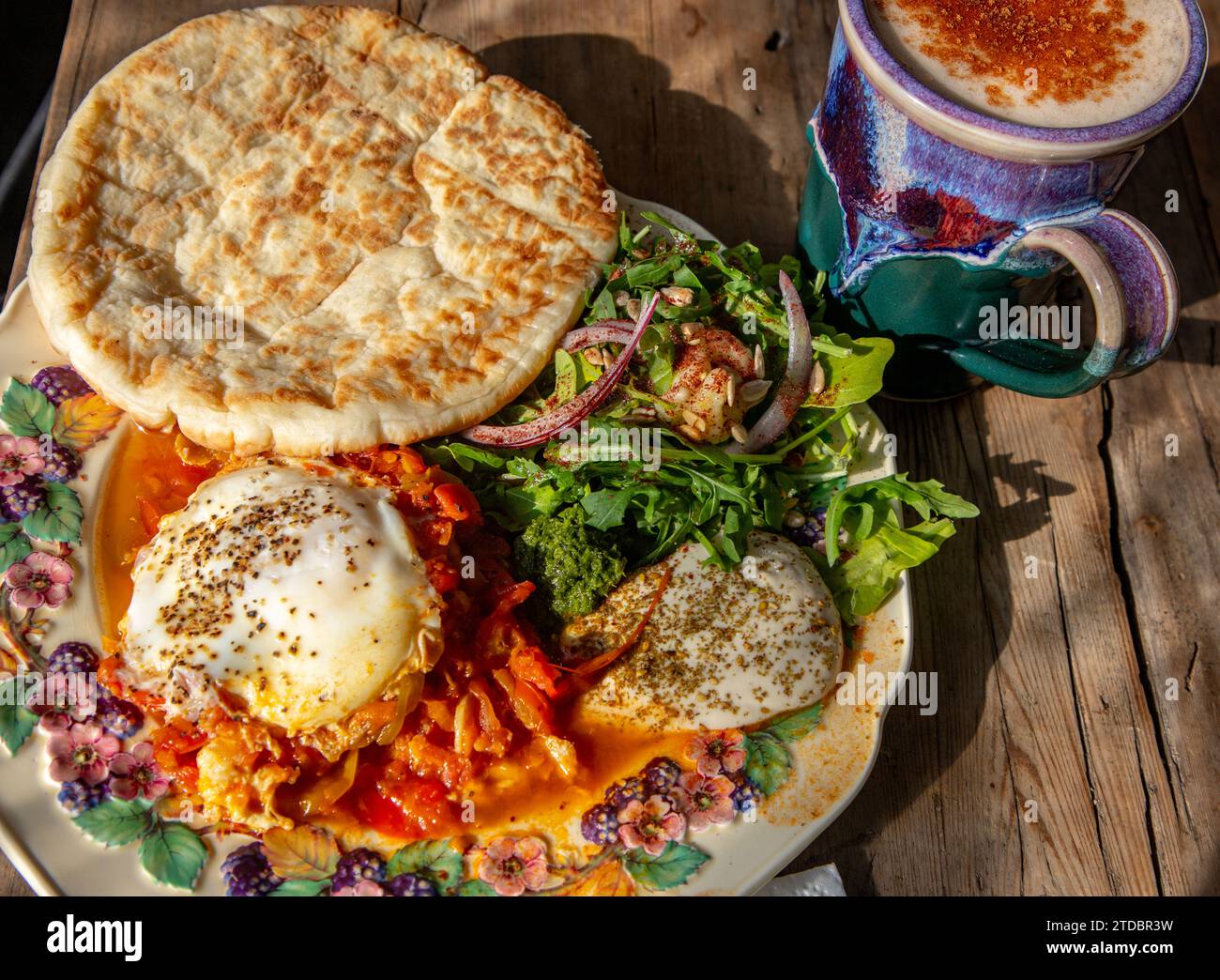 Stopping for lunch at the Lightwave Cafe in Monte Rio, Sonoma County, California, before heading to the nearby Russian River beaches. - Stock Image