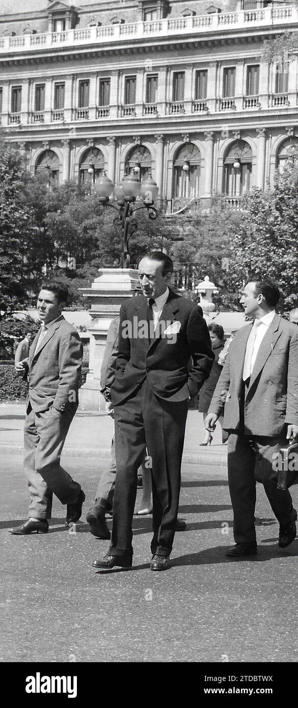 12/31/1961. Cesar González Ruano still convalescing from the Emergency