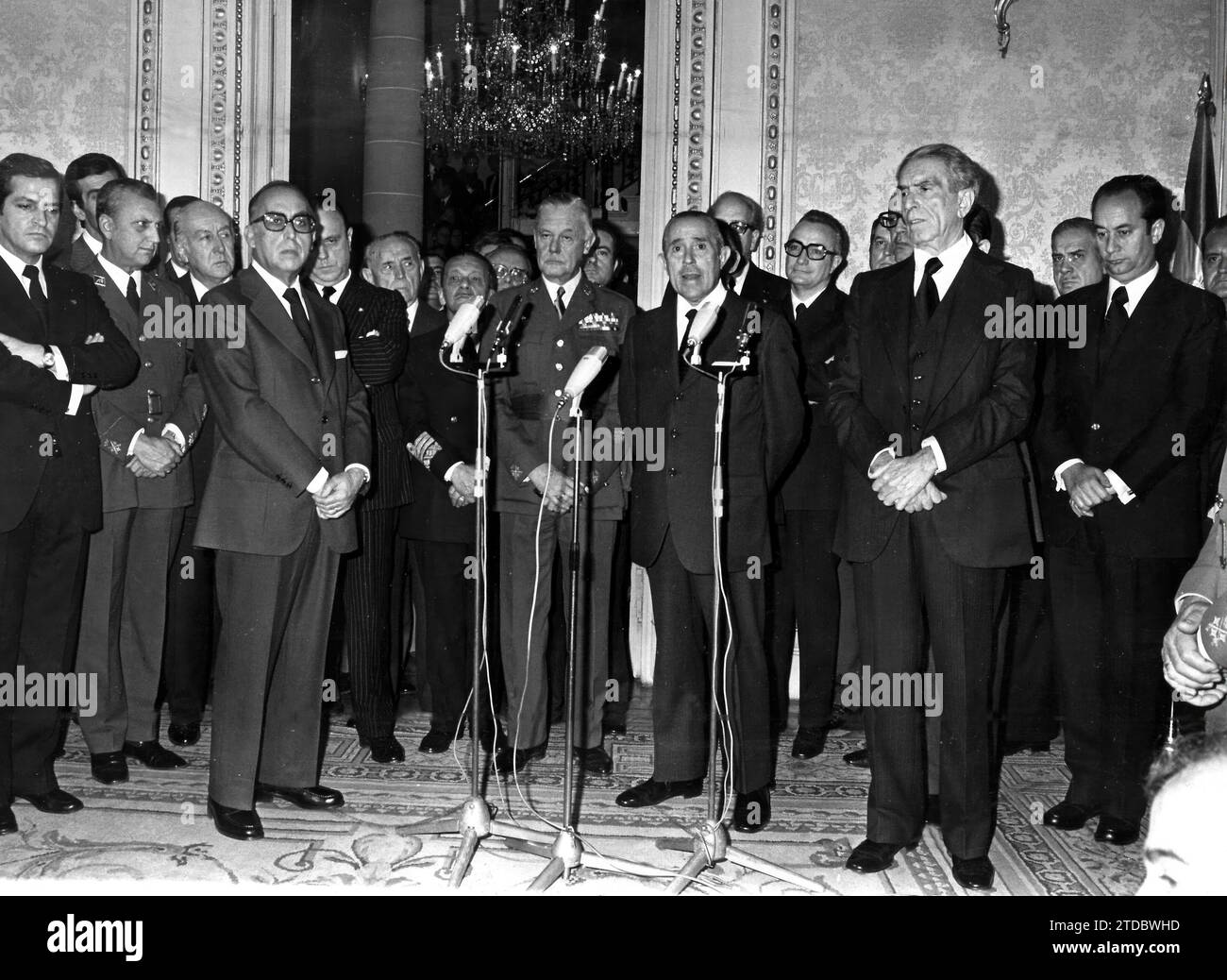 12/12/1975. Inauguration of the presidency The inauguration ceremony of the New Ministers was held in the presidency of the government. First, the former first vice president and Minister of the Interior, Mr. José García Hernández, said some farewell words on behalf of the Outgoing Cabinet. The new Vice President for Defense Affairs and Minister without Portfolio, Lieutenant General Don Fernando de Santiago y Díaz de Mendívil, spoke later. The event closed with a speech by the President, Mr. Carlos Arias from Navarre. Credit: Album / Archivo ABC / Teodoro Naranjo Domínguez Stock Photo