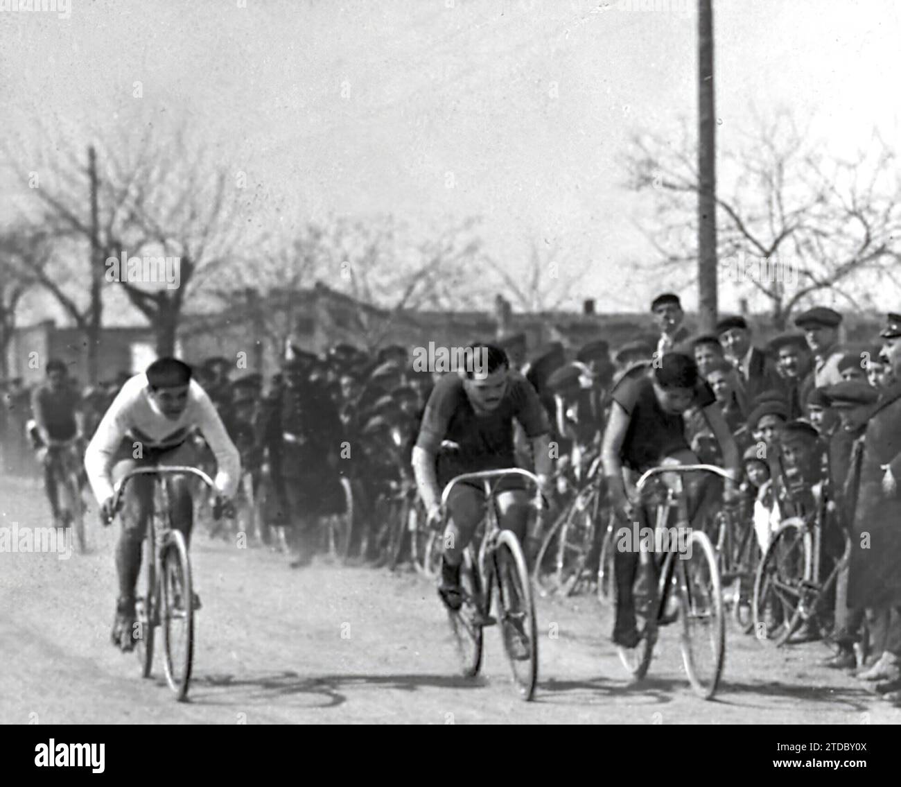 03/17/1917. Cycling Races. Arrival of the Runners who took part in the ...