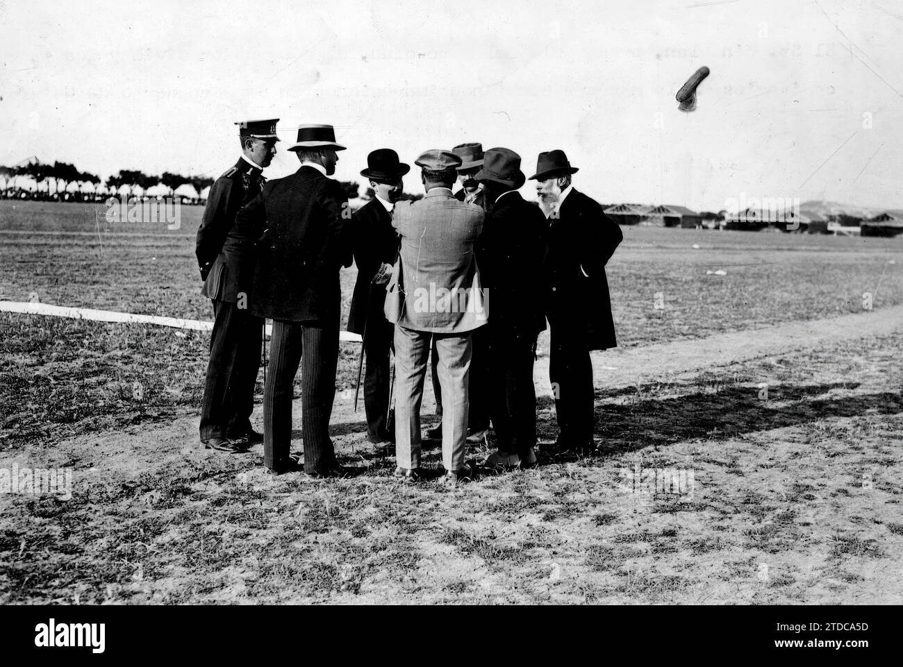 04/30/1911. Mr. Kindelan, president of the Aero-Club, the civil governor and the Stewards of the Changing Impressions race at Getafe airport. Credit: Album / Archivo ABC / Rivero Stock Photo