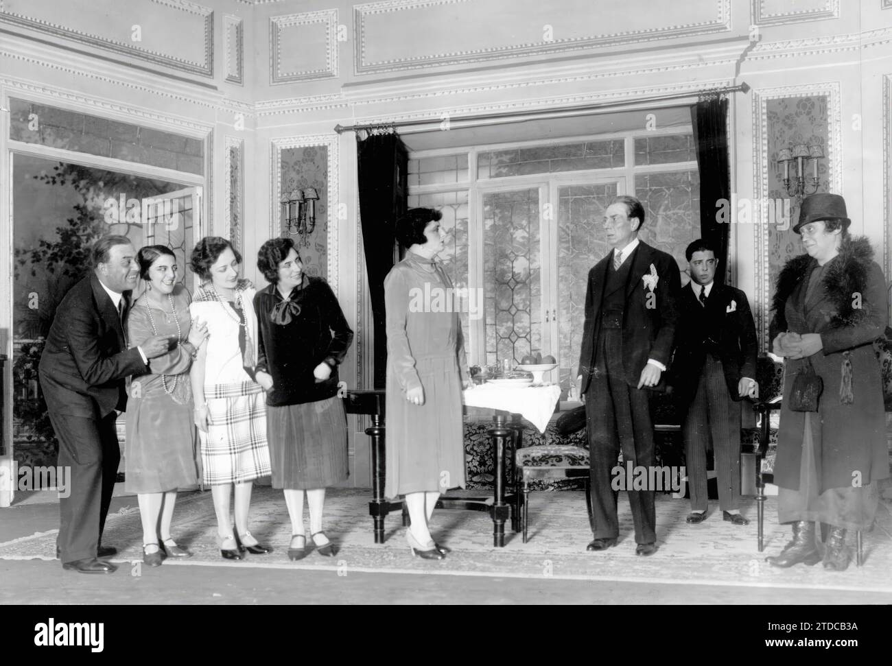 09/30/1926. Madrid. At the Alkazar theater. A moment from Luis Manzano's comedy, 'doña Tufitos'. Credit: Album / Archivo ABC / José Zegri Stock Photo