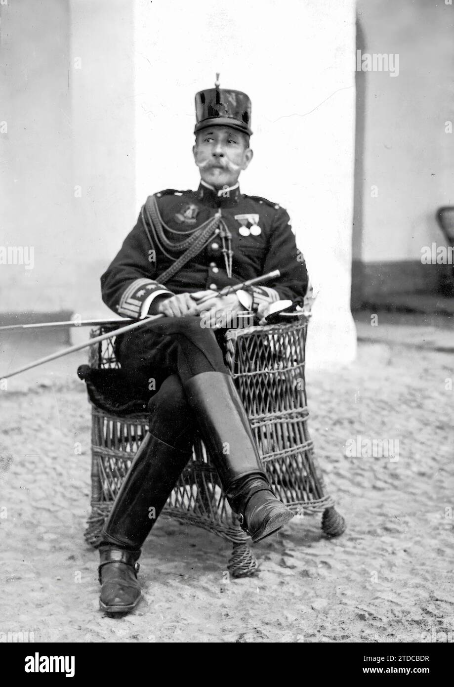 09/09/1909. Colonel D. Enrique Fernandez Blanco, head of the King's regiment. Credit: Album / Archivo ABC Stock Photo