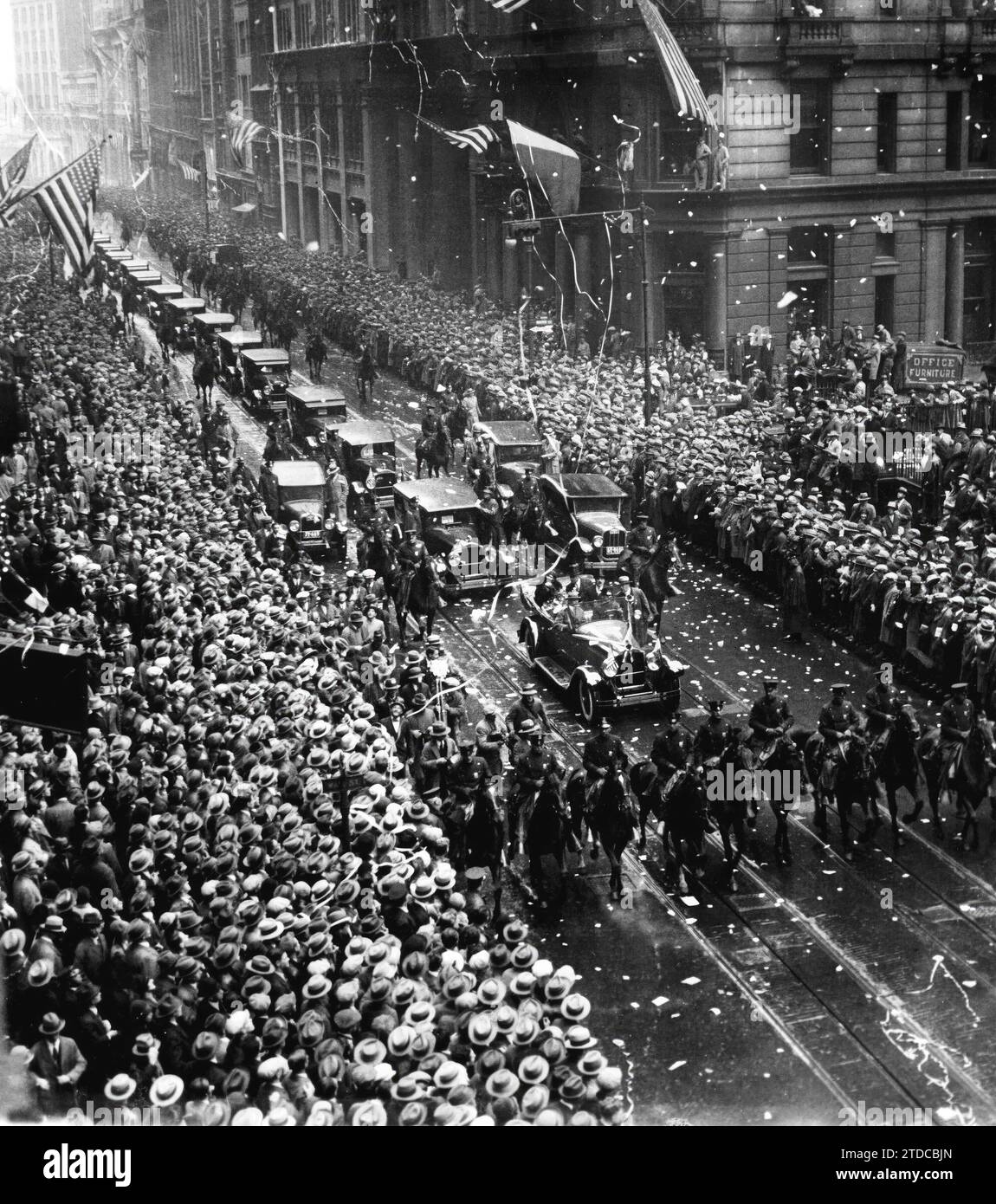 09/30/1926. NY. The journey of the Queen of Romania. Reception given by the people of New York to Queen Mary and her Children, Princess Ileana and Prince Nicolas. Credit: Album / Archivo ABC / Vidal Stock Photo