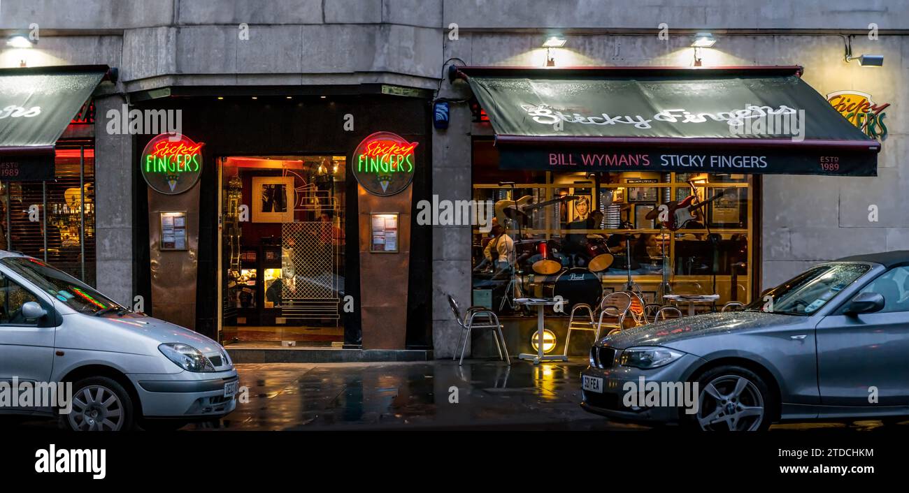 Bill Wyman's Sticky Fingers burger restaurant in Kensington London