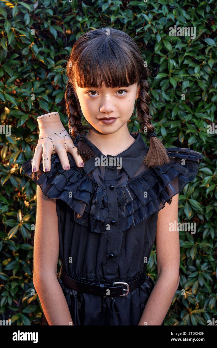 11 year old girl dress hi-res stock photography and images - Alamy